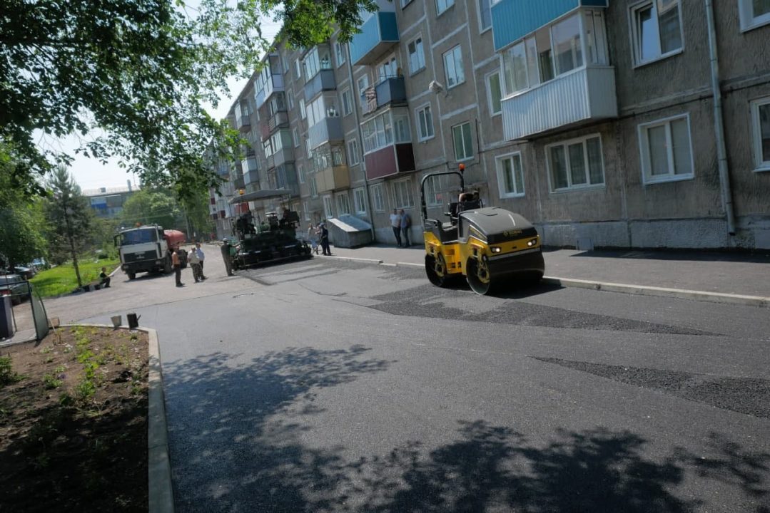 Более 1000 дворов благоустроят при подготовке к 300-летию Кузбасса