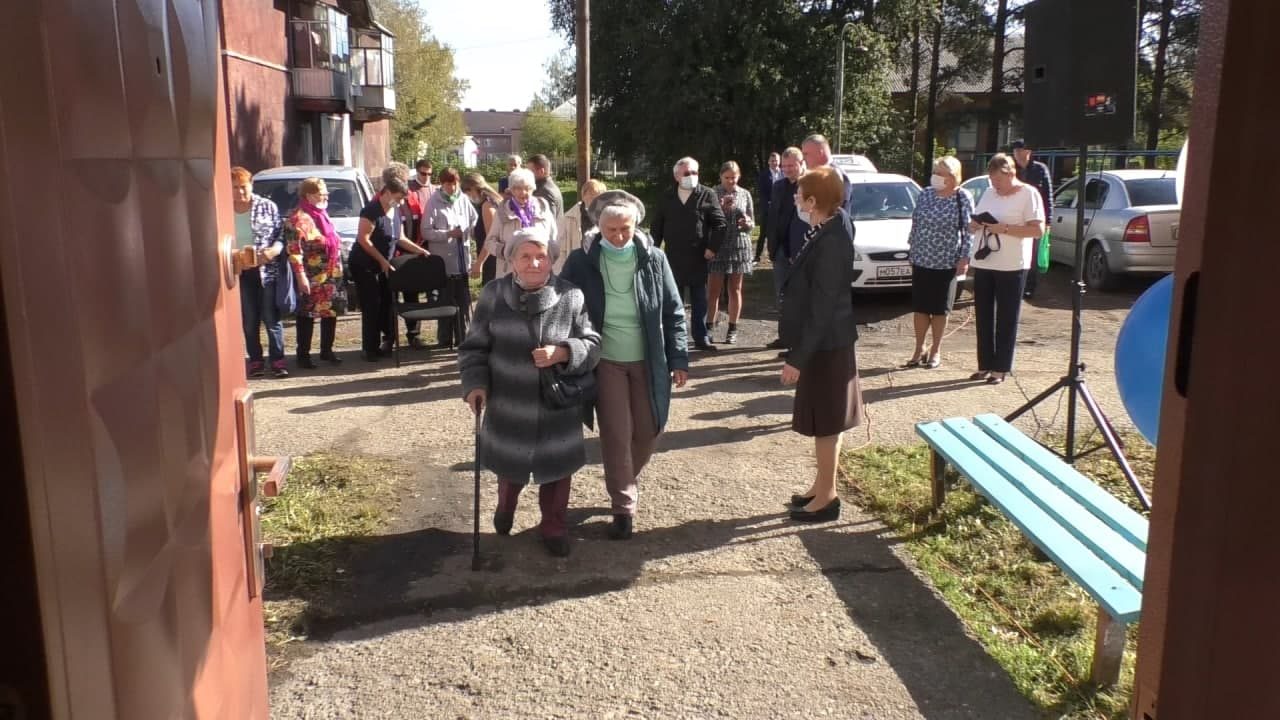 Отделение дневного пребывания для пожилых людей и инвалидов открылось в Мысках по нацпроекту «Демография»