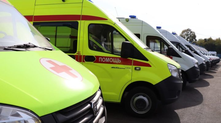 25 машин скорой помощи и новое оборудование поступило в больницы Кузбасса
