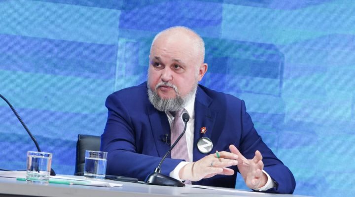 В ходе прямой линии губернатор Сергей Цивилев рассказал о строительстве и ремонте социальных объектов в Кузбассе
