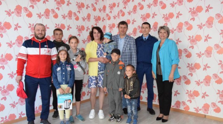 В Кузбассе 113 семей получили ключи от новых квартир