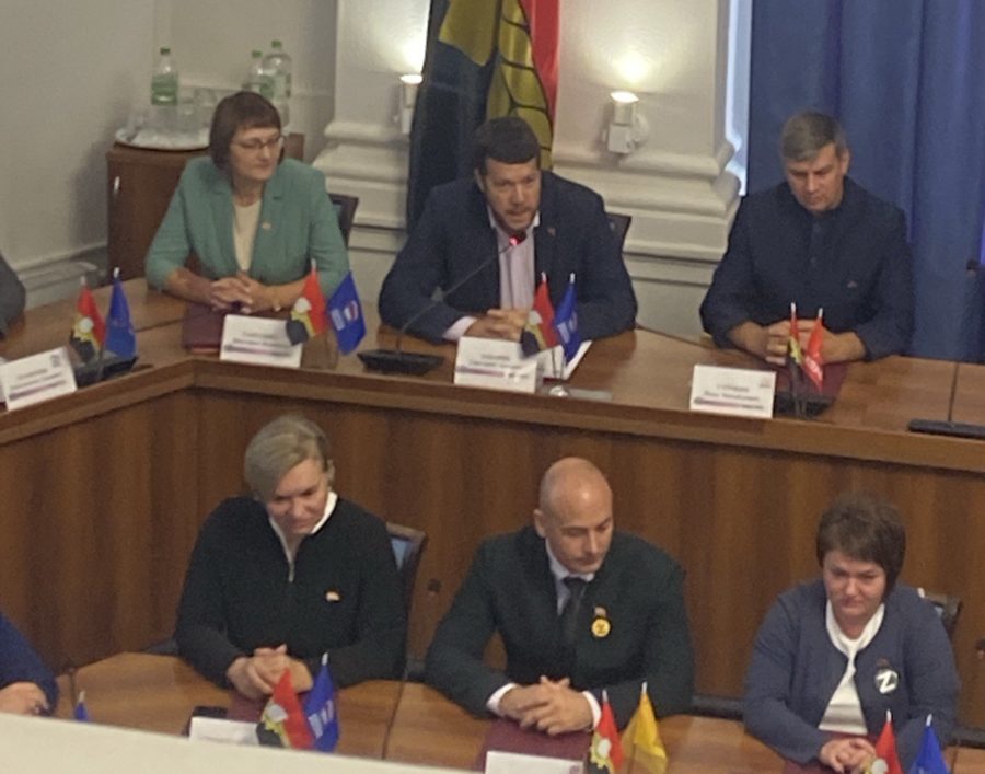 Кузбасские депутаты проводили Илью Середюка в новый этап жизни