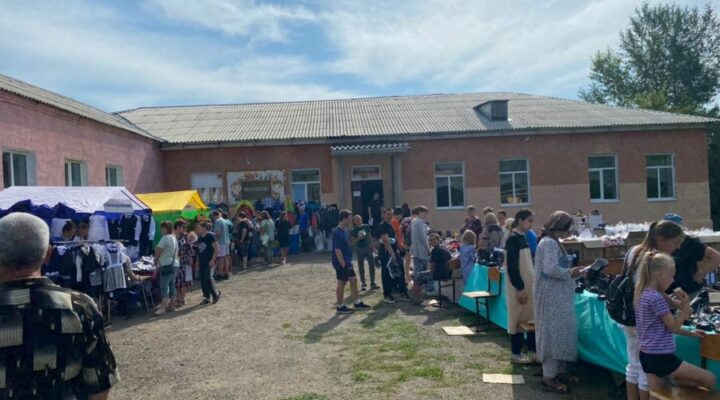 В Кузбассе стартовала акция «Первое сентября — каждому школьнику»