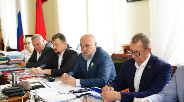 Сергей Цивилев рассмотрел жалобы на работу Почты России Сергей Цивилев рассмотрел жалобы на работу Почты России