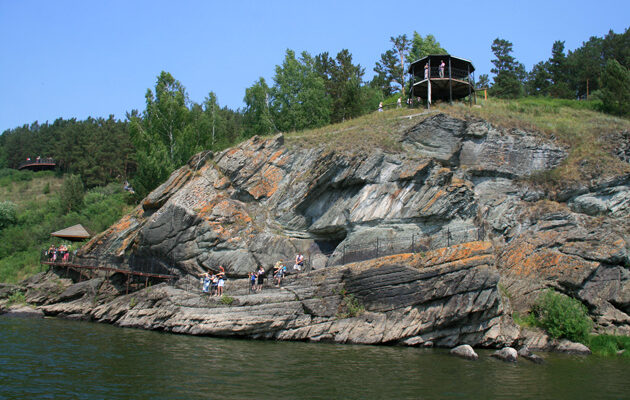 Газета «Кузбасс» объявила конкурс с призами от Томской Писаницы