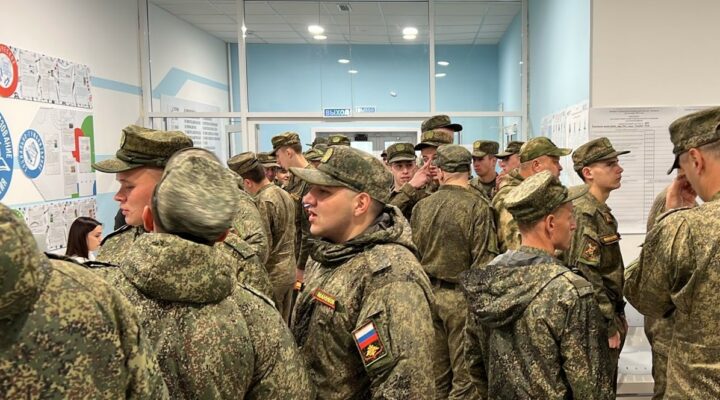 Юргинские военнослужащие приняли участие в выборах губернатора Кузбасса Юргинские военнослужащие приняли участие в выборах губернатора Кузбасса