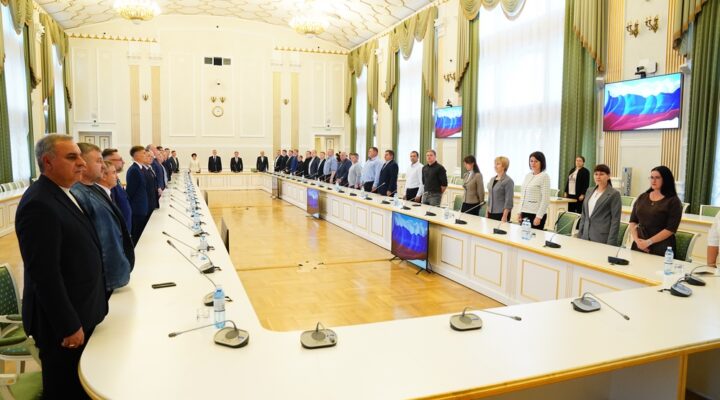 В Кузбассе наградили лучших работников дорожной отрасли