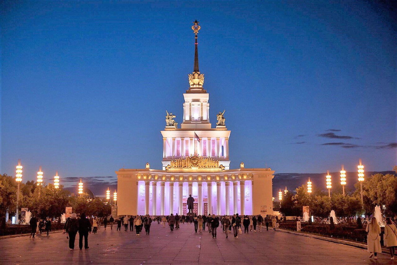 Вднх кузбасс. ВДНХ Владимир. Фотовыставка на ВДНХ. ВДНХ ярмарка фото.