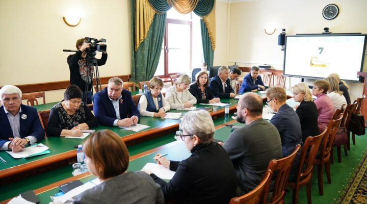 Межведомственную координацию при оказании помощи участникам и ветеранам СВО обсудили в Кузбассе