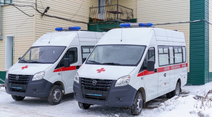 Десять новых автомобилей скорой помощи переданы медицинским учреждениям Кузбасса