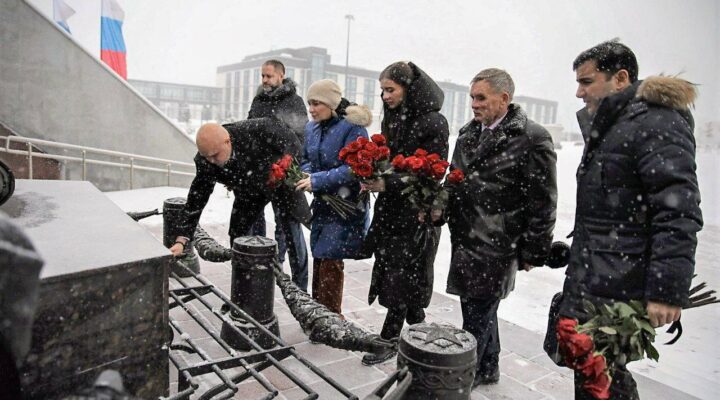 Сергей Цивилев и Ольга Любимова посетили Президентское кадетское училище