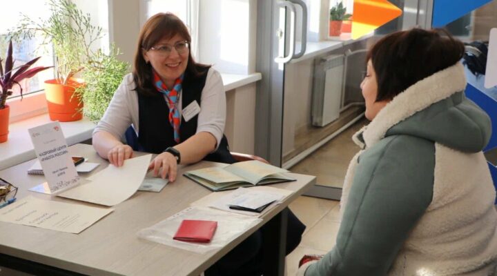 В Кузбассе с начала года более 1 300 человек, попавших в сложную жизненную ситуацию, трудоустроились благодаря соцконтракту