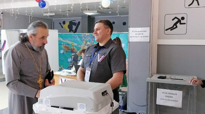 В Тяжинском округе проголосовали настоятели храмов