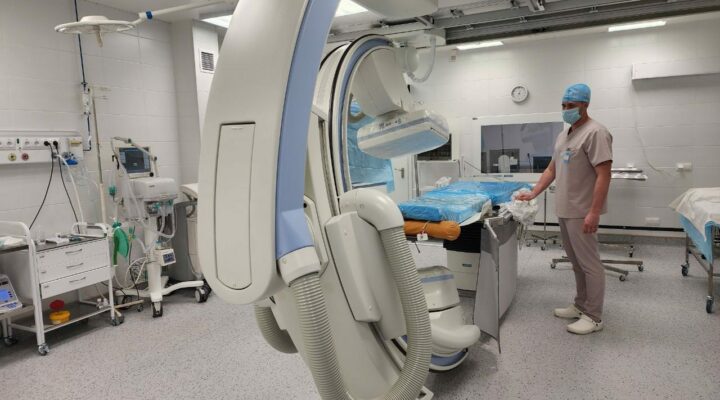 Современное медицинское оборудование поступило сразу в четыре кузбасские больницы