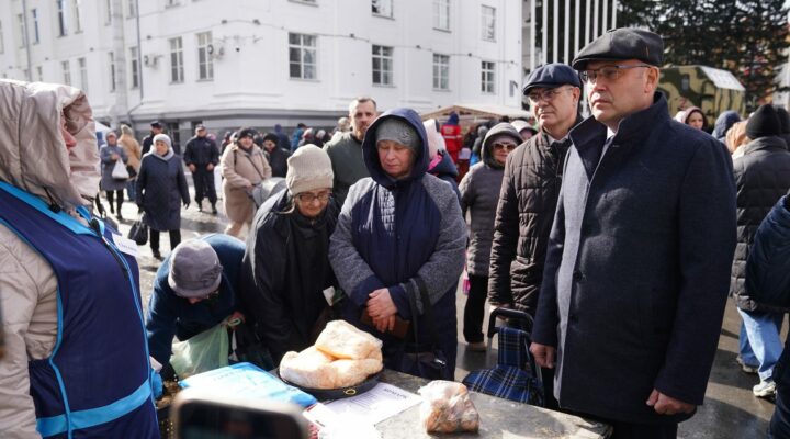 Губернатор Илья Середюк оценил количество и качество продуктов на областной ярмарке