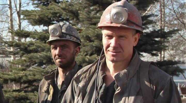 Еще одна бригада проходчиков СУЭК-Кузбасс подготовила километр выработок
