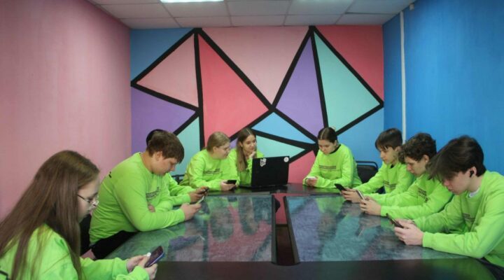 В Кузбассе участники «Профкоманд.ФМ» стали волонтёрами Победы