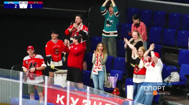 В Новосибирске начался предсезонный турнир среди команд Молодежной хоккейной лиги