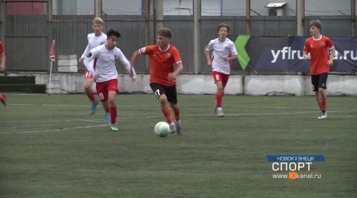 Никто не хотел уступать