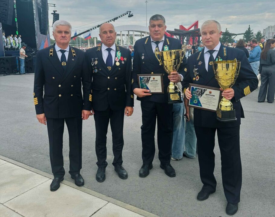 Более 500 заслуженных наград получили работники СУЭК-Кузбасс ко Дню шахтера