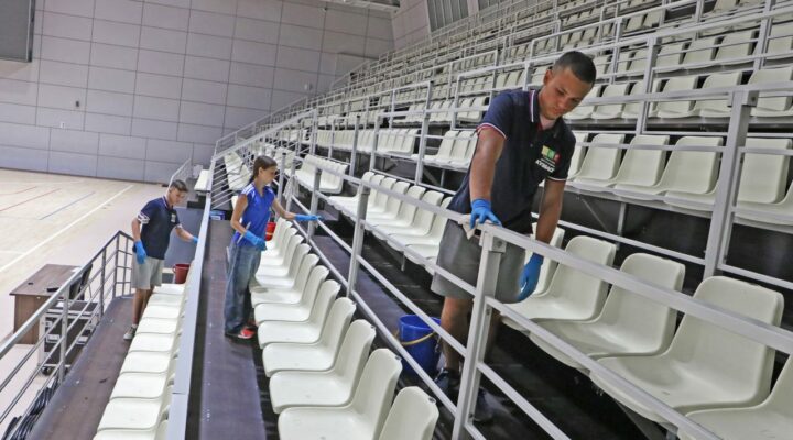 Более 30 тысяч кузбасских школьников и студентов нашли работу на лето