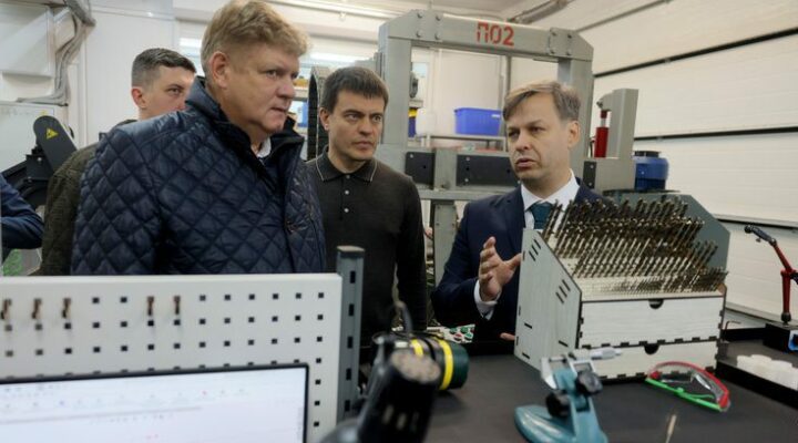 Анатолий Серышев ознакомился с передовыми разработками учёных Сибирского отделения Российской академии наук в Красноярске