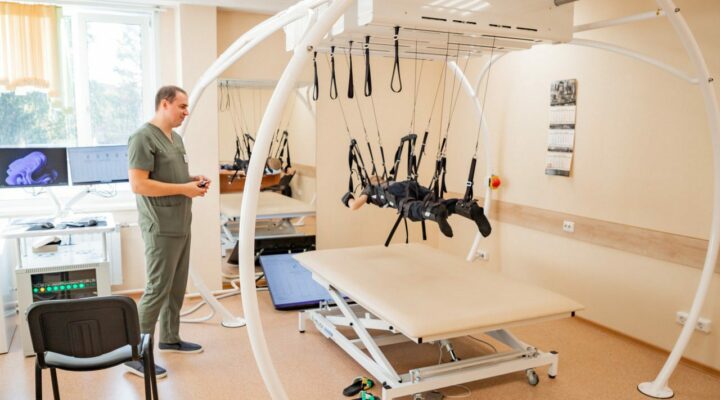 Роботизированный комплекс «Крисаф» начали применять в Кузбасской областной детской больнице