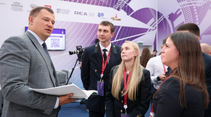 Молодежная делегация СУЭК-Кузбасс приняла участие в работе Российской энергетической недели