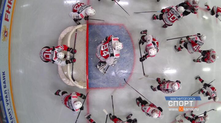 Хоккейный «Металлург» продолжает турне